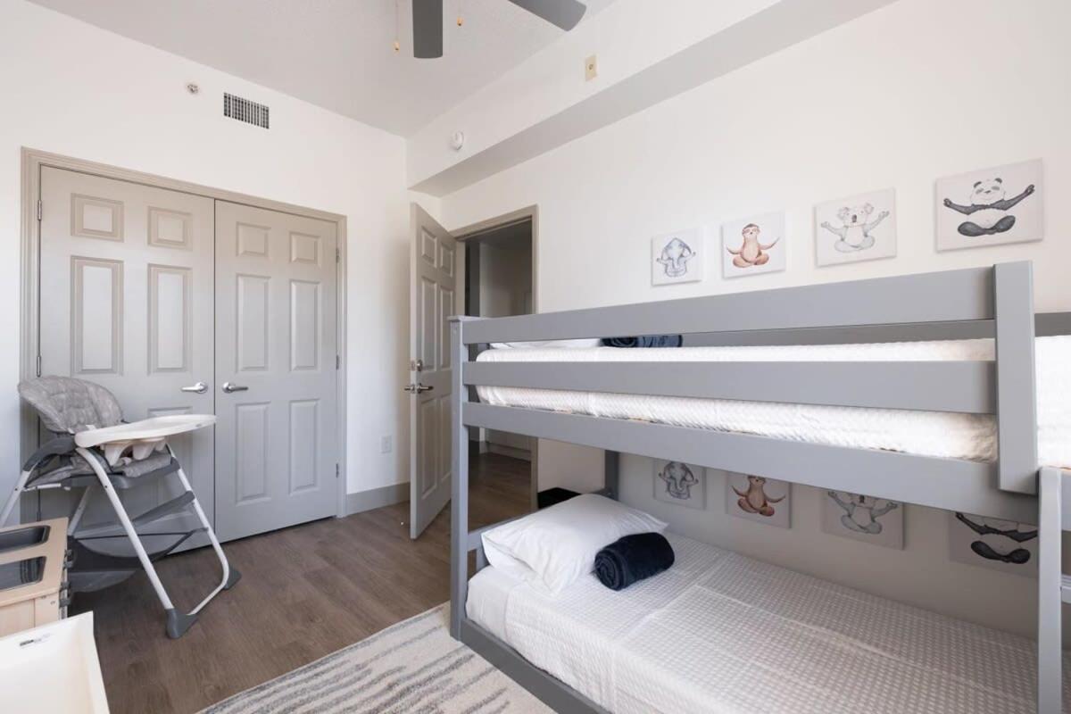 4B 2Ba Luxury Central Apartment With Gym 샬럿 외부 사진