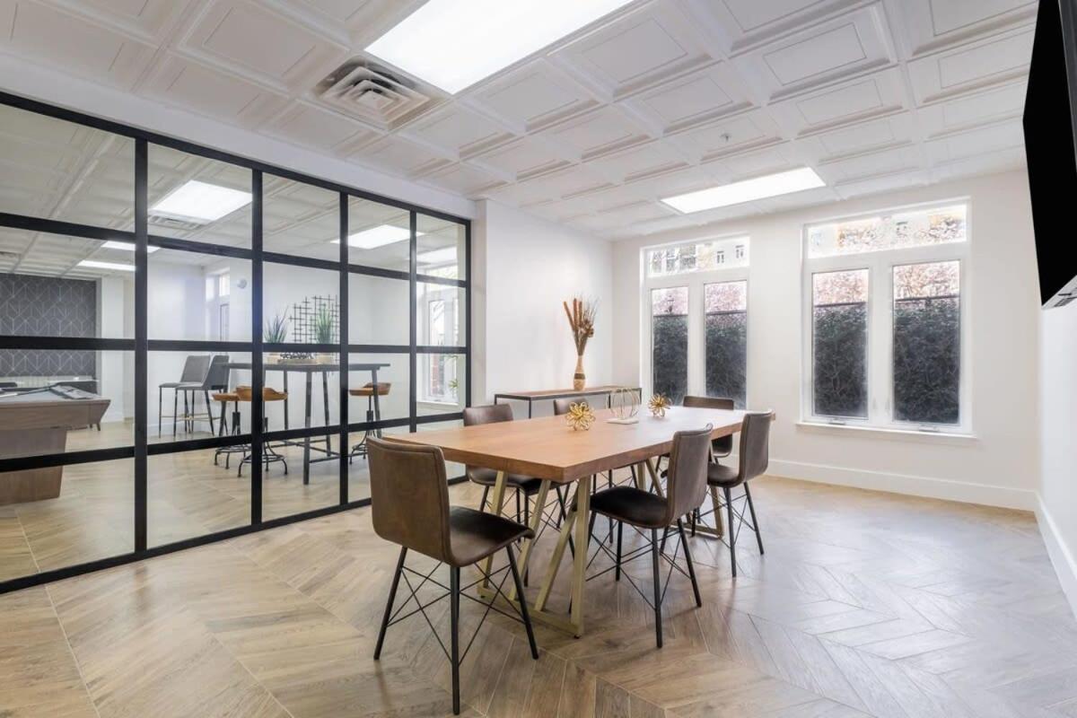 4B 2Ba Luxury Central Apartment With Gym 샬럿 외부 사진